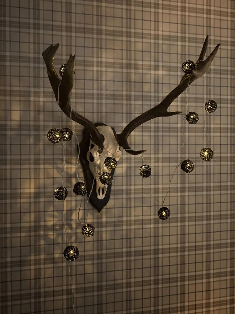 1 Set of Black 5cm Rattan Cane 20 Ball Battery Powered 3m String Lights Christmas Gift Home Wedding Party Bedroom Decoration Table Centrepiece